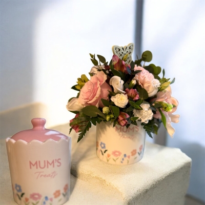 Mothers Day ceramic pot arrangement (MUM)