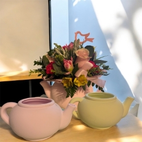 Teapot Arrangement